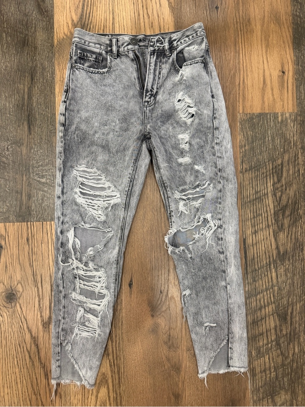Madewell Women's Distressed Grey Acid Wash Boyfriend Jeans